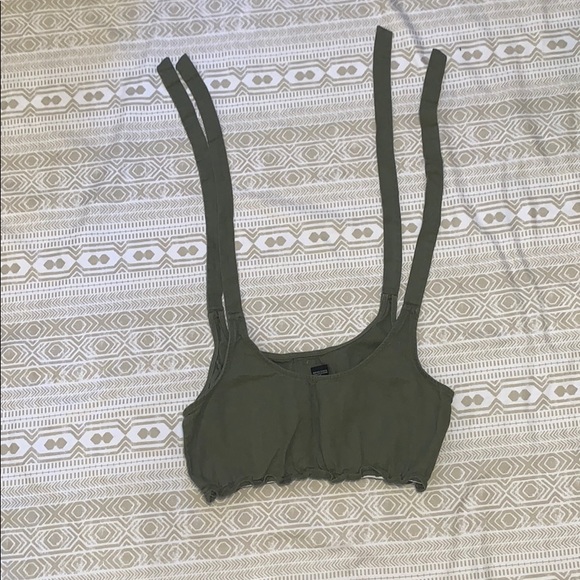 olive green crop top - Picture 2 of 4